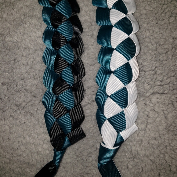 Personalized Graduation Lei 2024 or 2025, Name, and School Red & Black (B) - Picture 6 of 9